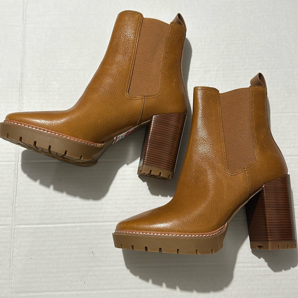 Tory Burch Carson Chelsea 70mm Lug Sole Bootie
